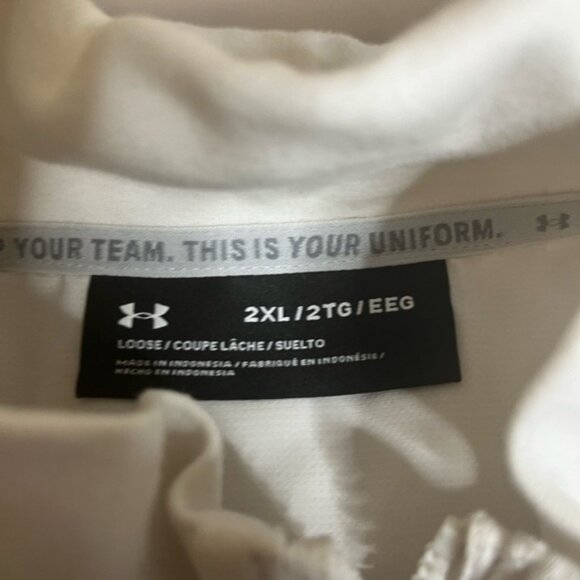 WISCONSIN BADGERS UNDER ARMOUR RED & ONYX WOMENS CIRCLE ANORAK ZIP JACKET - Picture 4 of 4